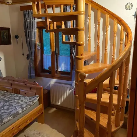 Hisa Pod Rogatcem