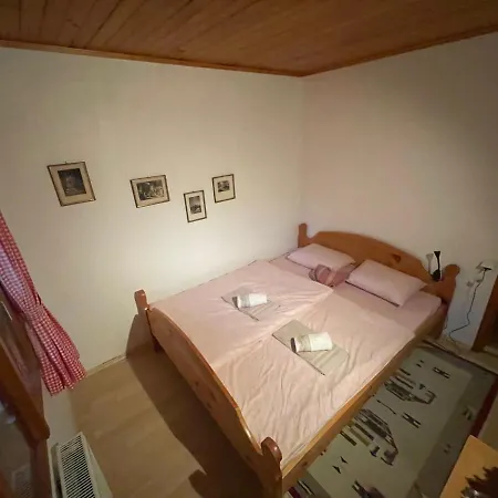 Tatil Evi Hisa Pod Rogatcem *