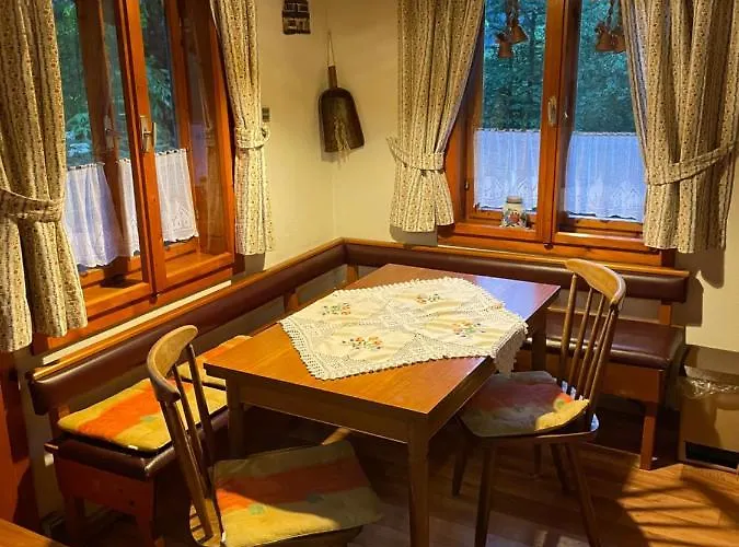 Hisa Pod Rogatcem Vakantiehuis *